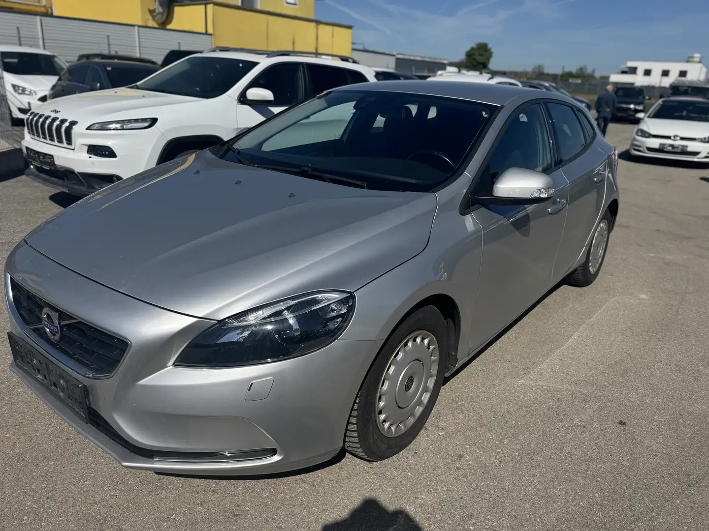 Volvo V40 Grau - 1