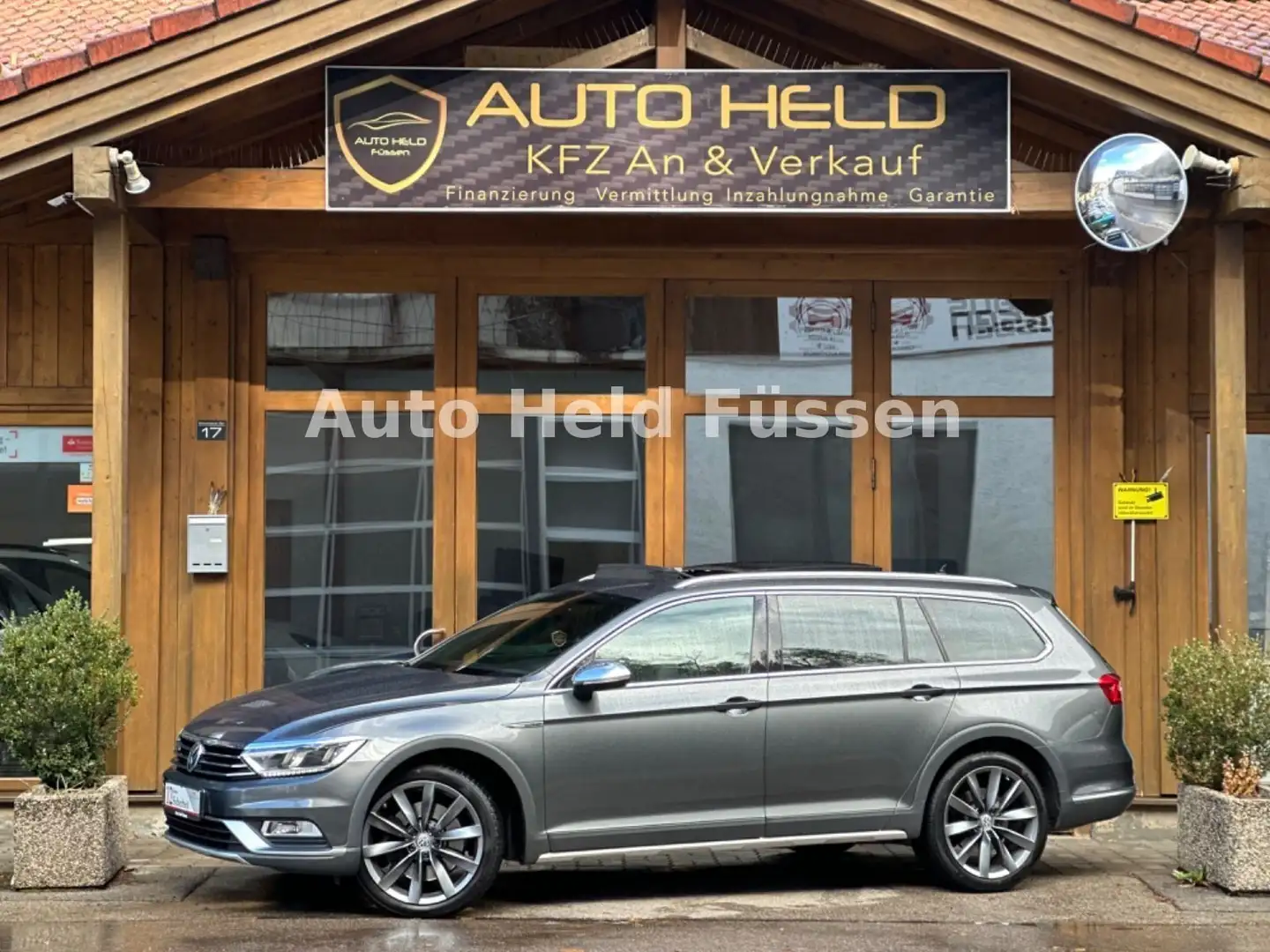 Volkswagen Passat Alltrack Passat Variant Alltrack 4Motion DSG Pano AHK LED Grau - 1