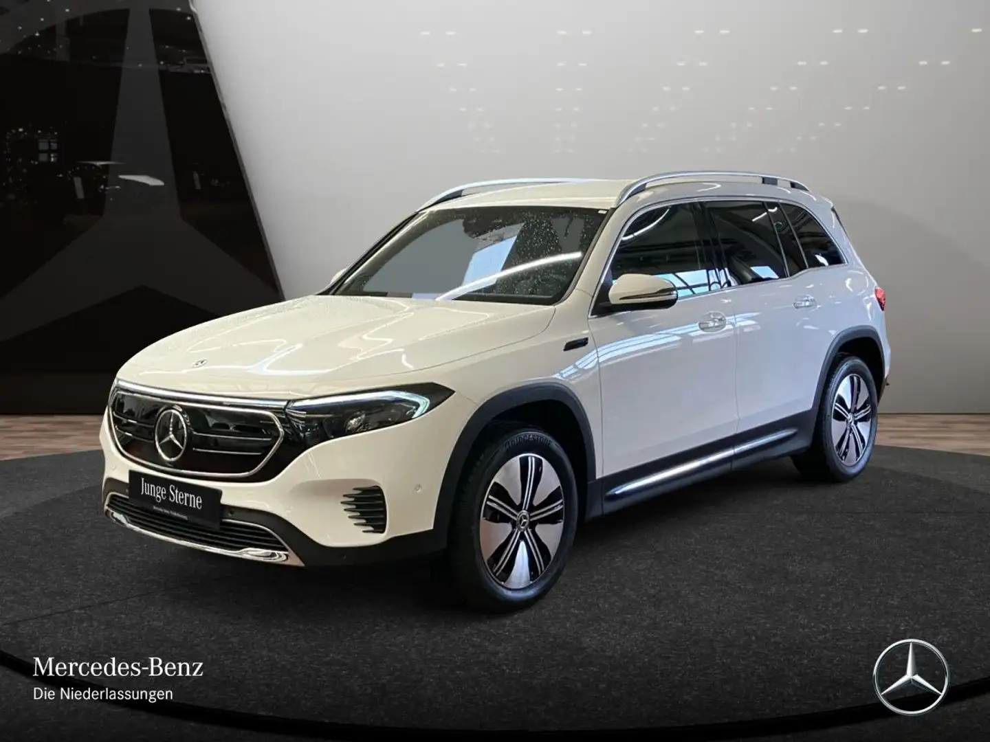 Mercedes-Benz EQB 300 4M ELECTRICART+PLUS-PAKET+KAMERA+KEYLESS Weiß - 2