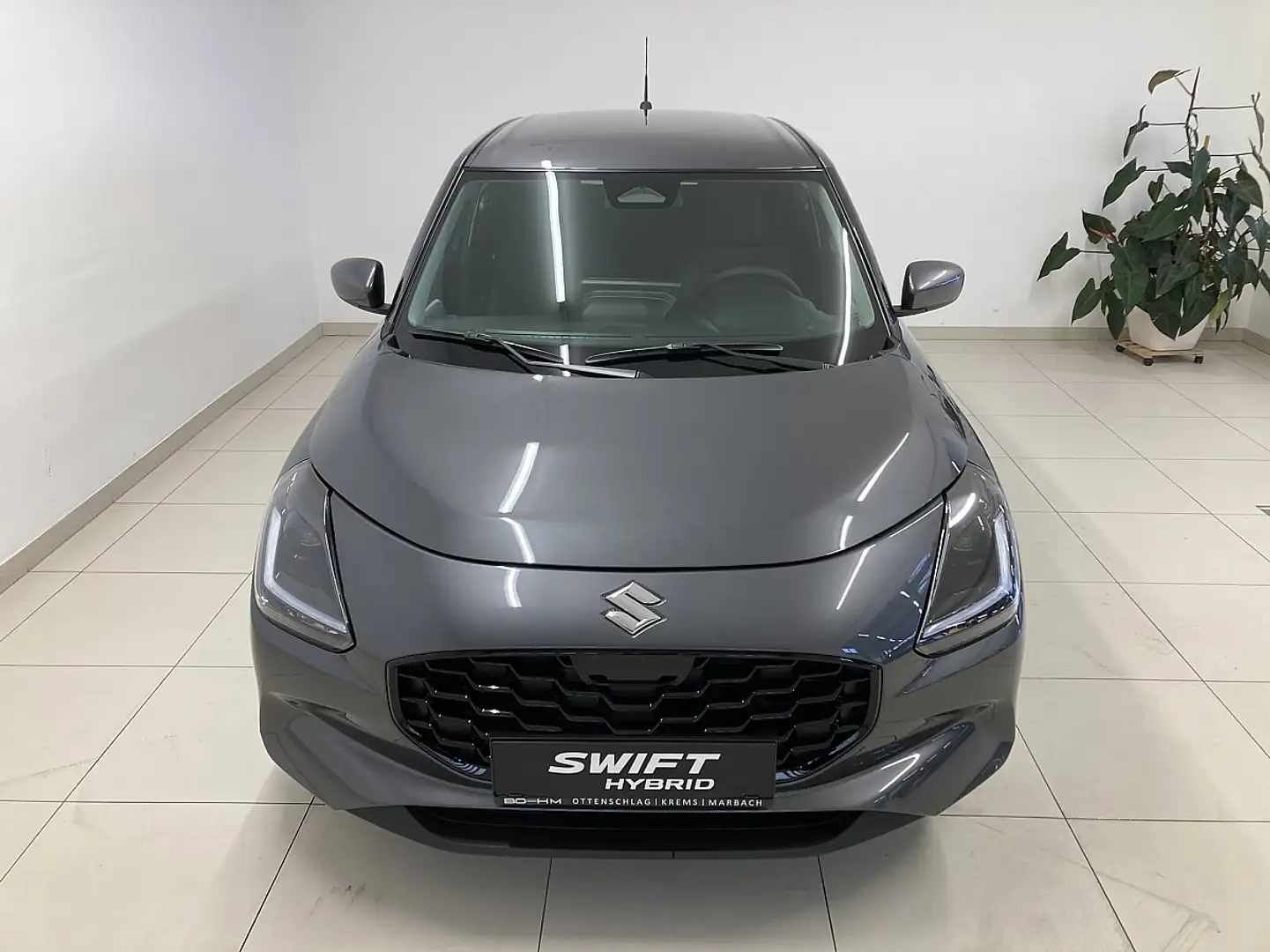 Suzuki Swift 83PS.Benzin  Shine-Ausstattung Grau - 2