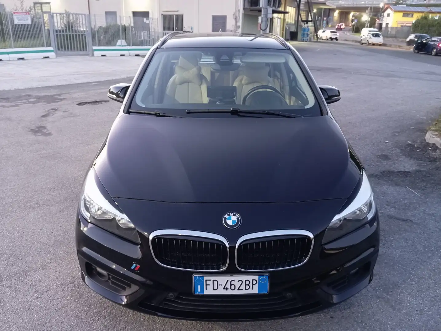 BMW 216 216d Active Tourer Luxury - 2