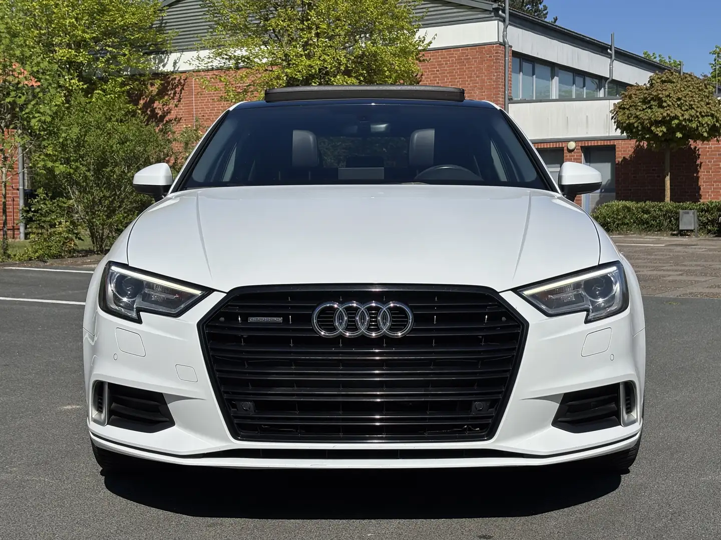 Audi A3 2.0 TFSI Limousine quattro S tronic design - 2