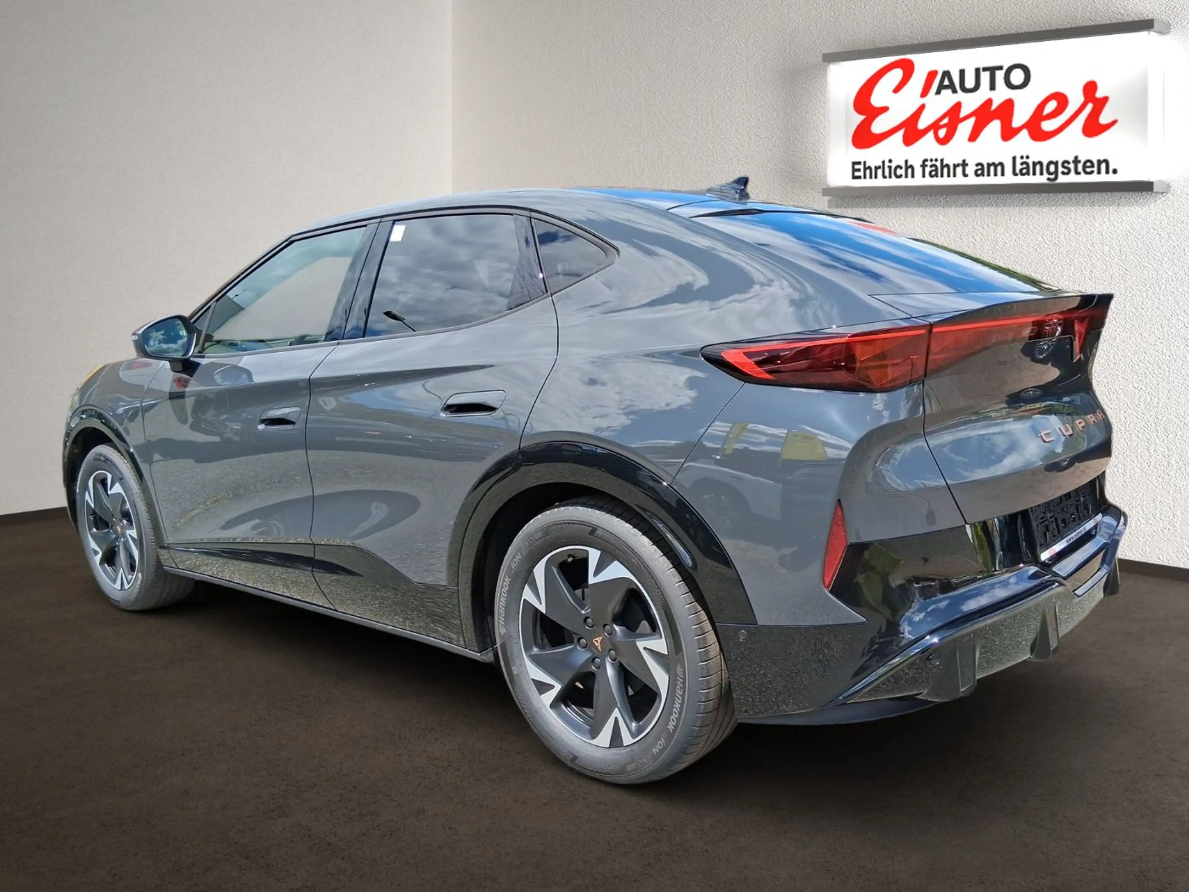 CUPRA Tavascan 210kW/286PS — photo 12