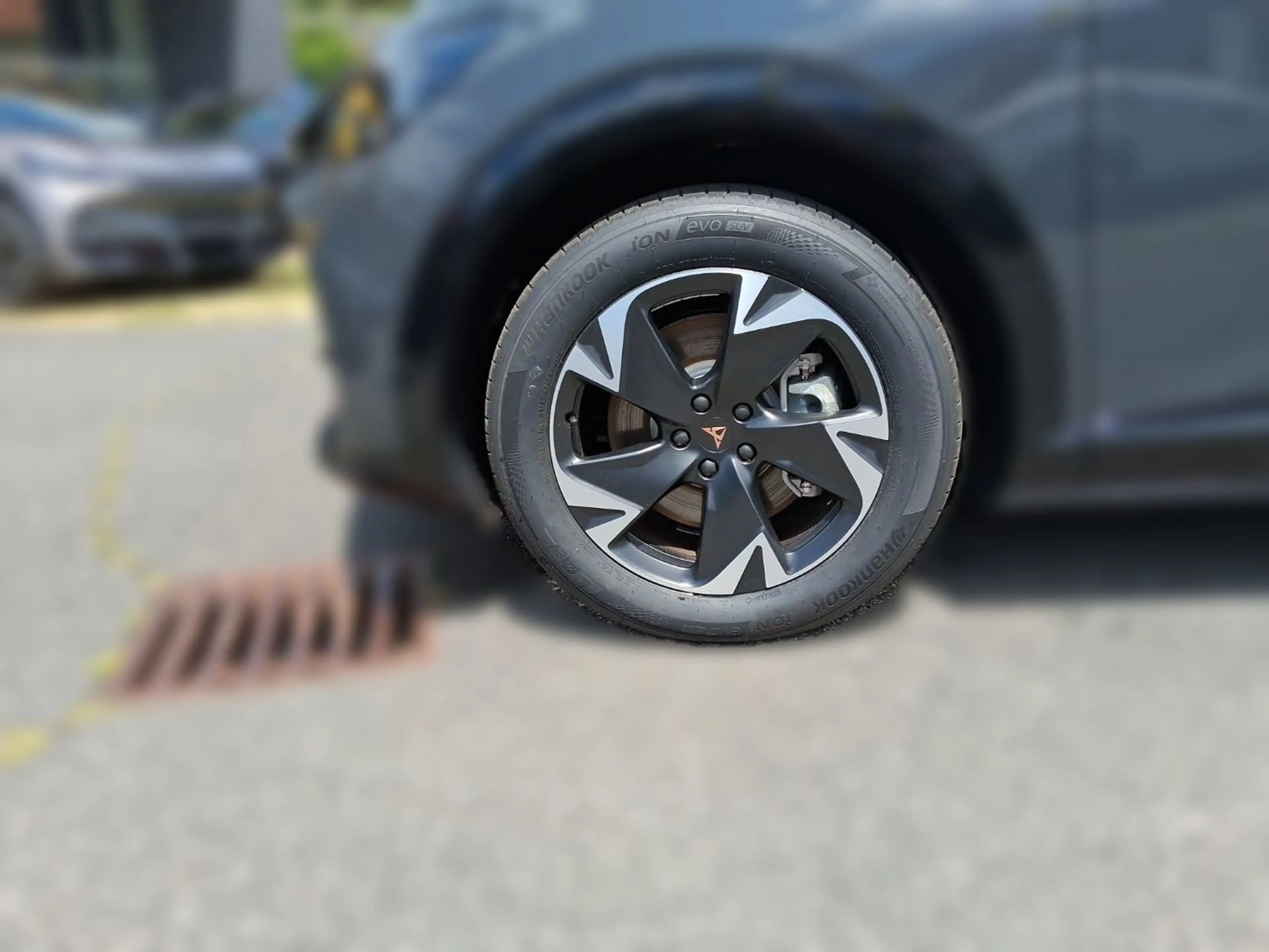 CUPRA Tavascan 210kW/286PS — photo 5