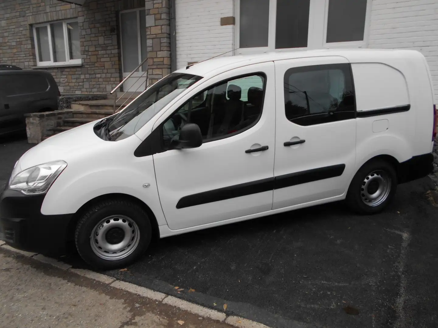 Citroen Berlingo unique long  chassis  camionnette   5places   !!!! Blanc - 2