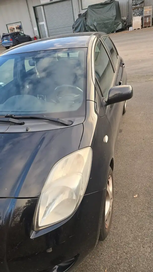 Toyota Yaris Yaris+Verso+1.3+Sol Noir - 1