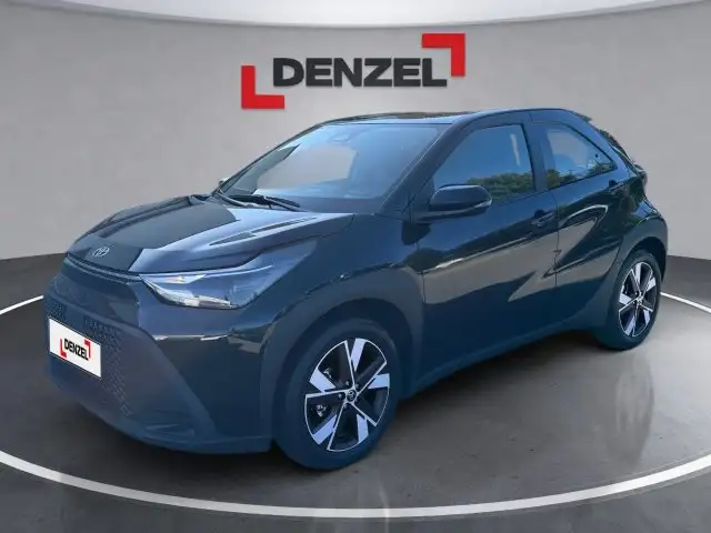 Toyota Aygo X 5-Türer Active 1,5 l Hybrid Stufenlose Auto