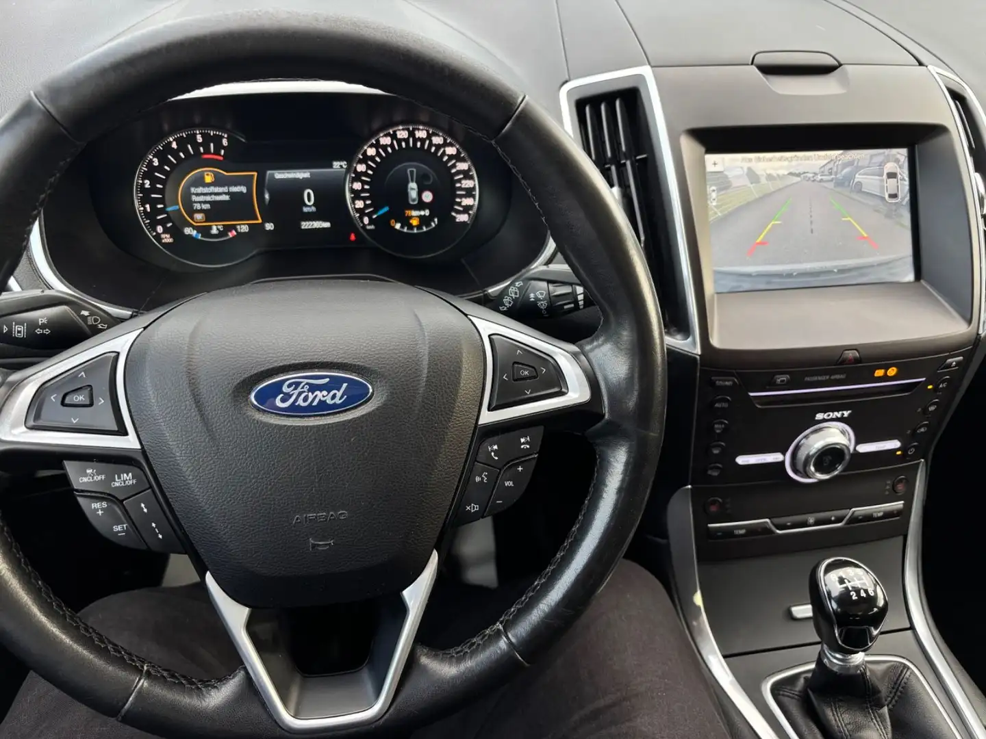 Ford S-Max S-MAX 2.0 TDI Titanium Navi+Camera/Panoram/AHK Argintiu - 2