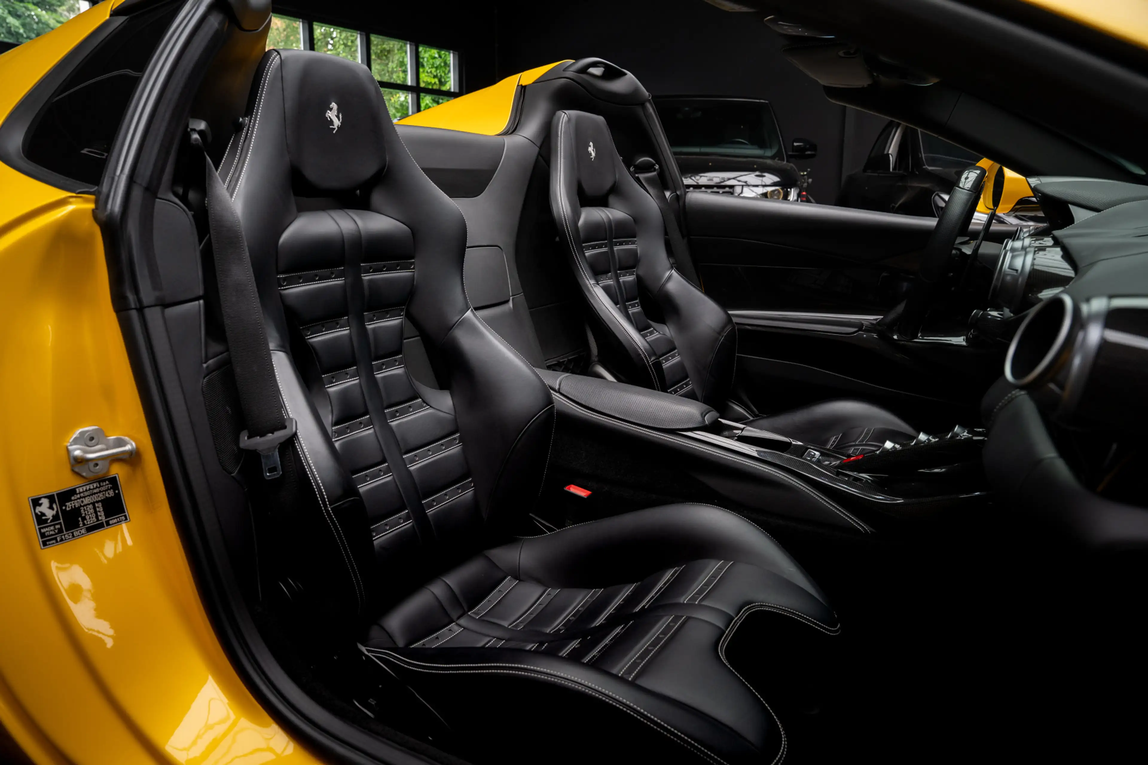 Ferrari 812 GTS 6.5 V12 HELE Full carbon  360° Lift Passenger — photo 34