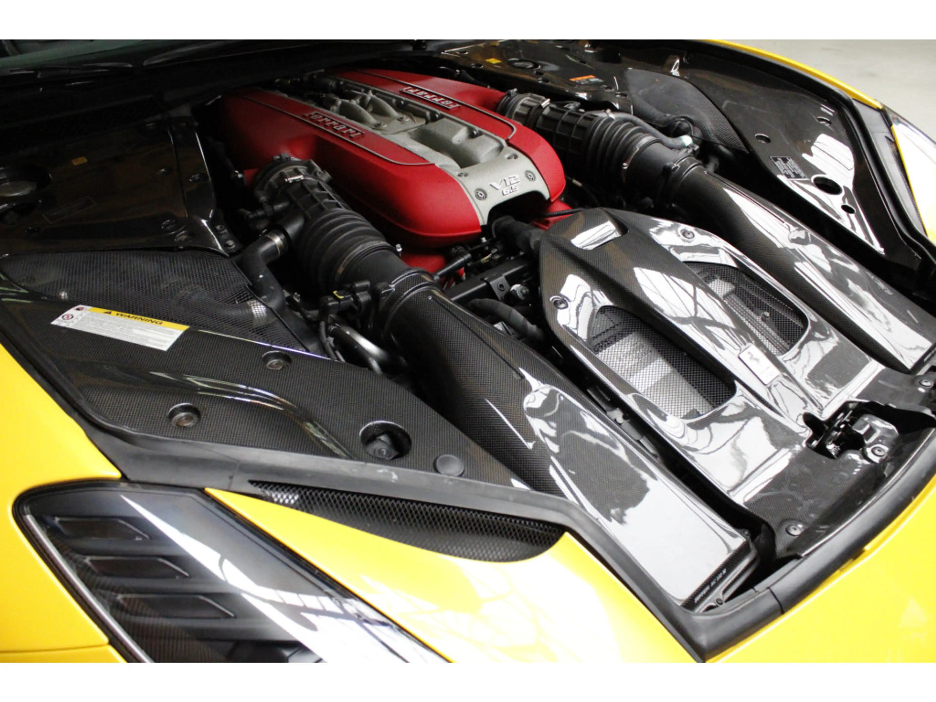 Ferrari 812 GTS 6.5 V12 HELE Full carbon  360° Lift Passenger — photo 45