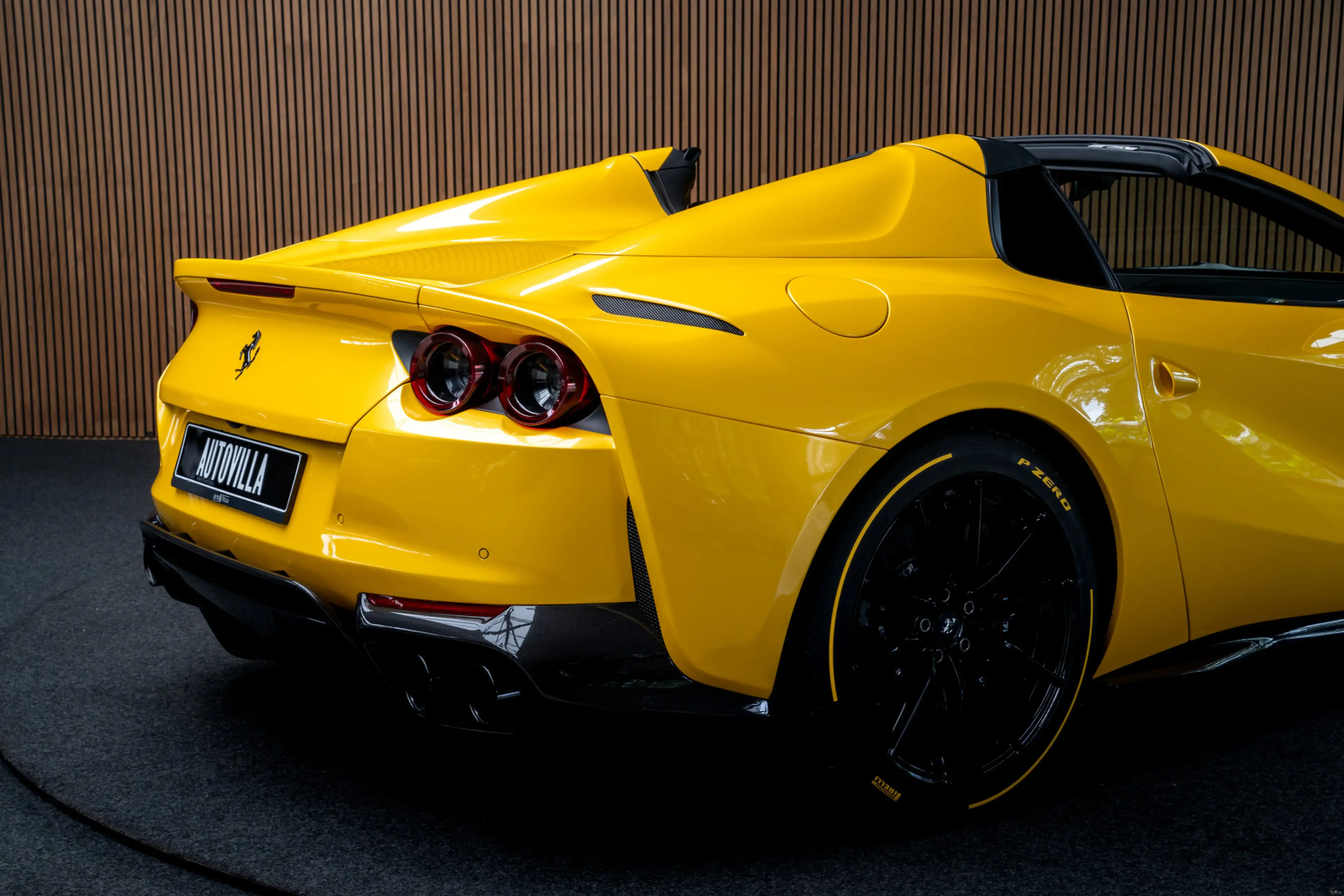 Ferrari 812 GTS 6.5 V12 HELE Full carbon  360° Lift Passenger — photo 20