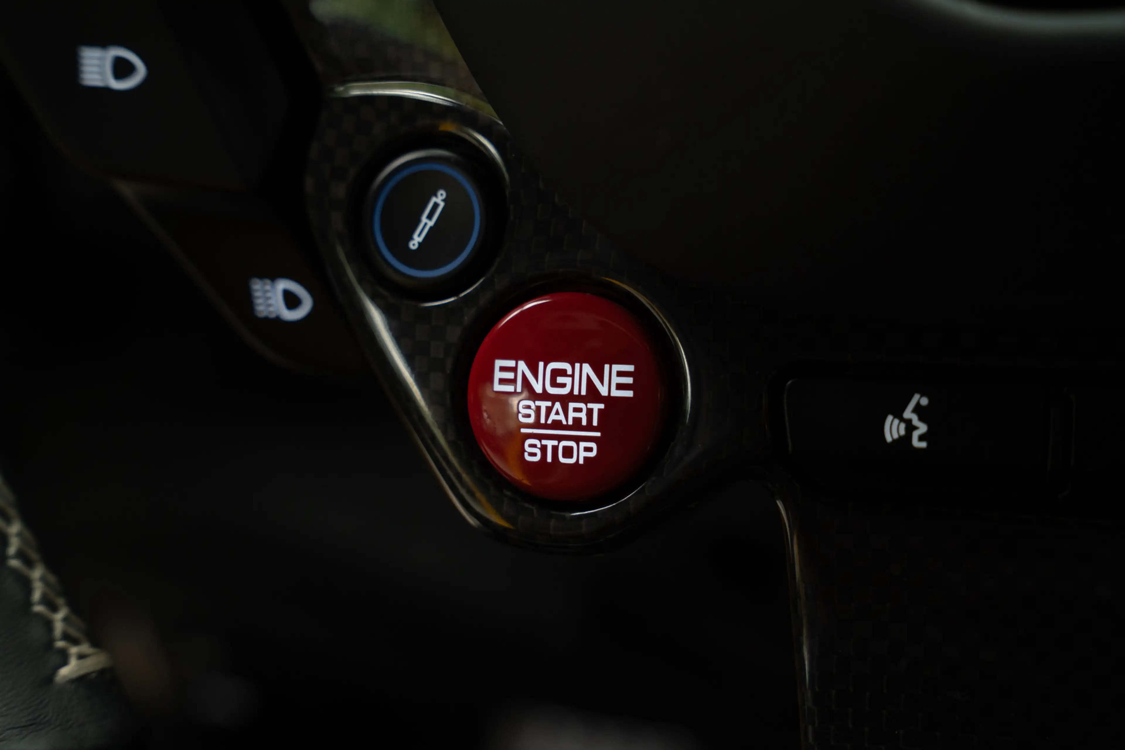 Ferrari 812 GTS 6.5 V12 HELE Full carbon  360° Lift Passenger — photo 32
