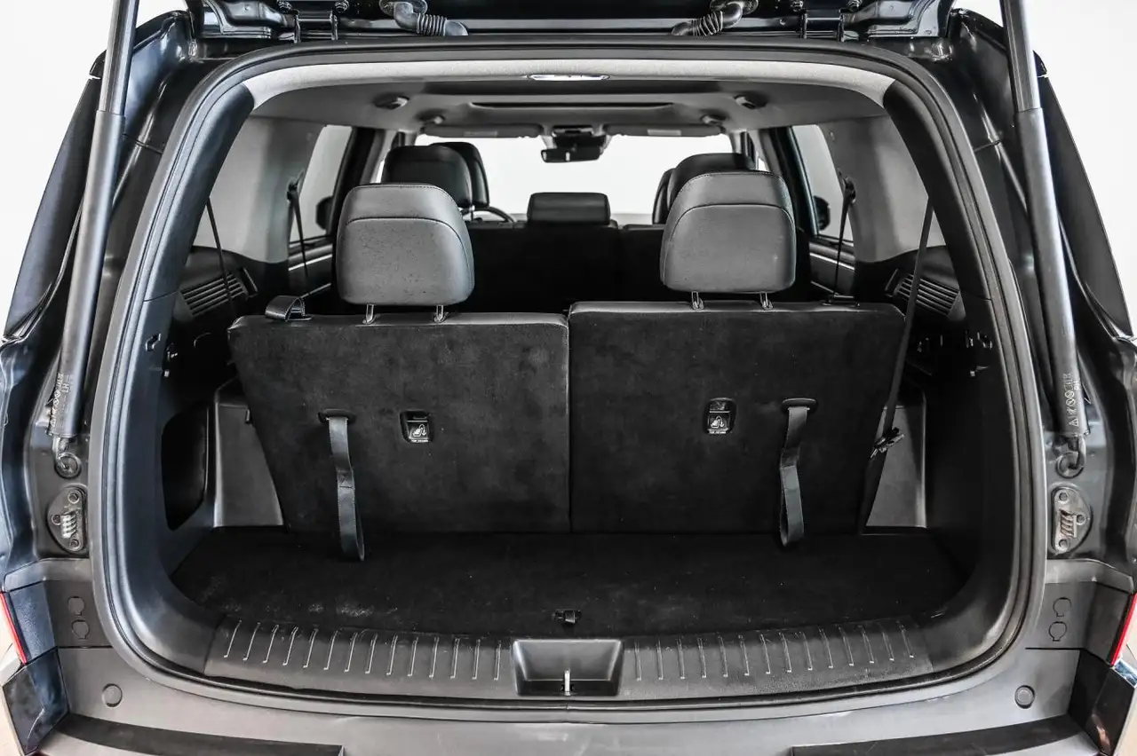 Hyundai SANTA FE photo Hyundai SANTA FE