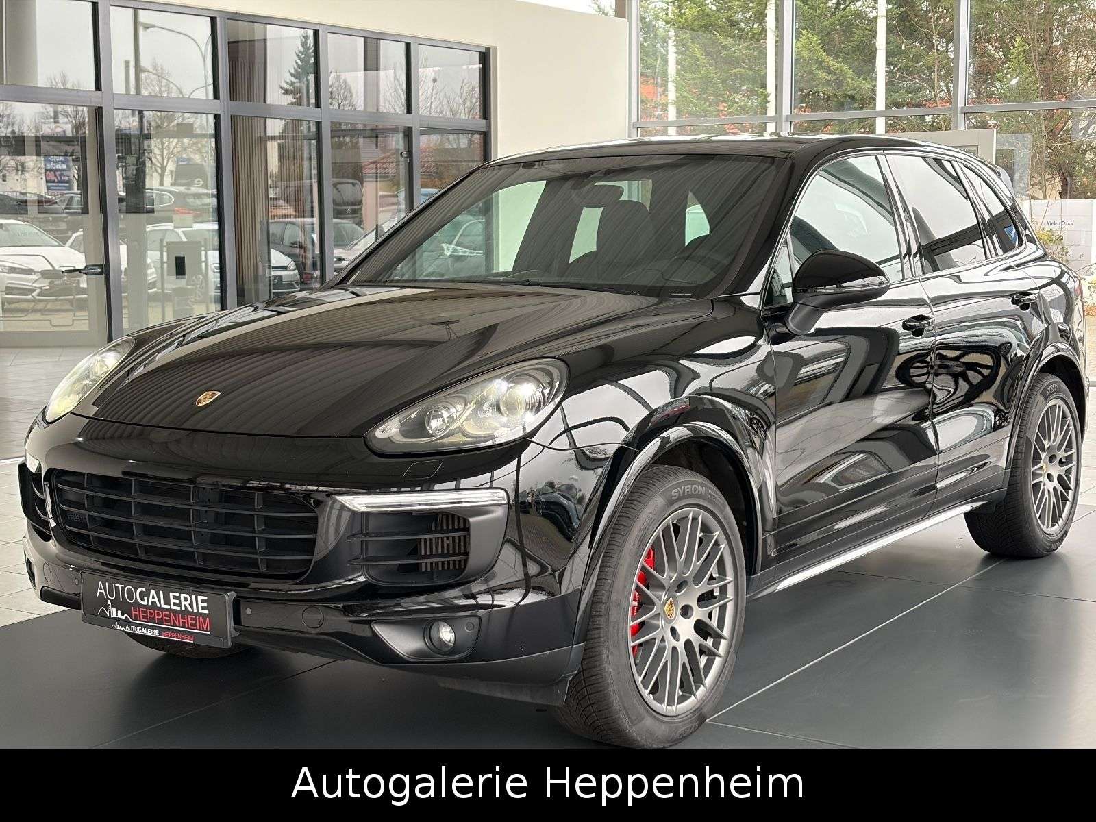 Second hand Porsche Cayenne 
