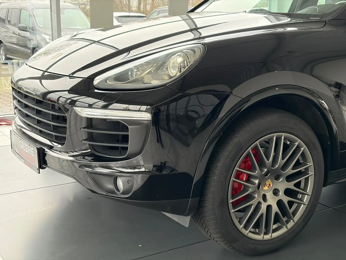 Porsche Cayenne Diesel PlatinumEdition/AUT/NAV/BI-XEN/PAN Noir - 2