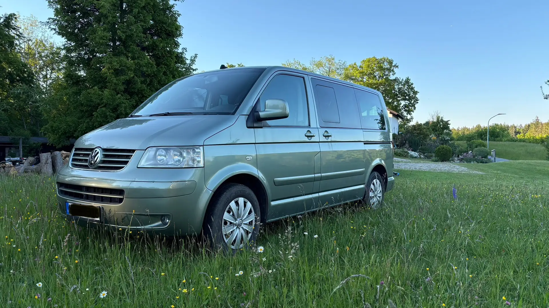 Volkswagen T5 Multivan Comfortline - 1