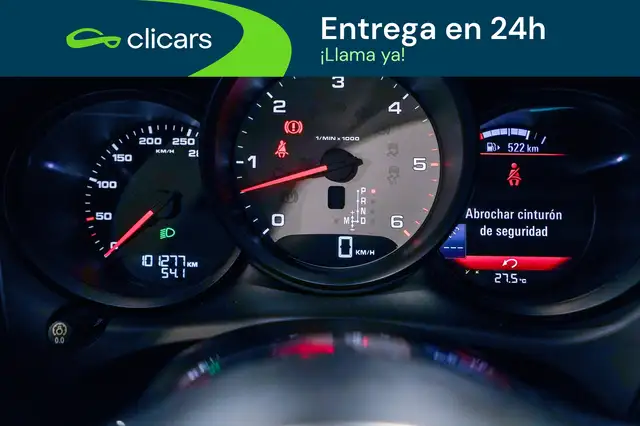 Porsche Macan view 15