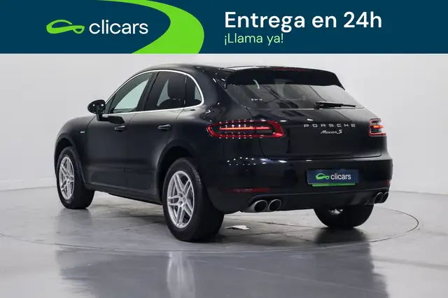 Porsche Macan view 9
