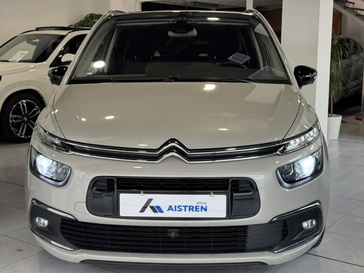 Citroen C4 Grand Spacetourer 1.5BlueHDI Shine Pack EAT8 130 Beige - 2