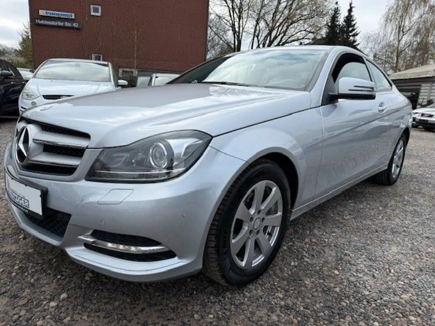 Mercedes-Benz C 180 CGI BlueEfficiency --Automatik-- Silber - 1