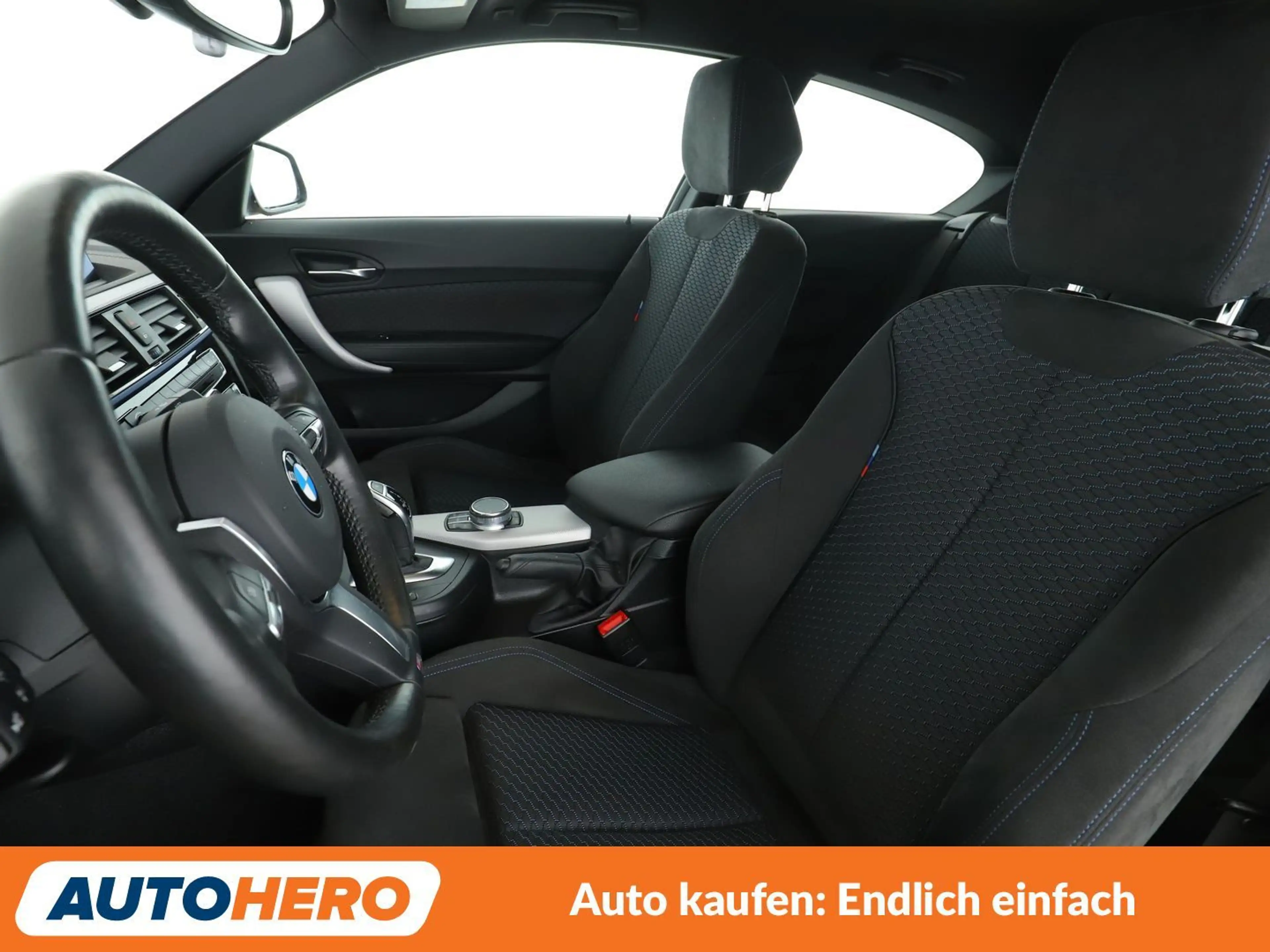 BMW 140 M140i xDrive Special Edition Aut.*NAVI*LED*TEMPO* — photo 10