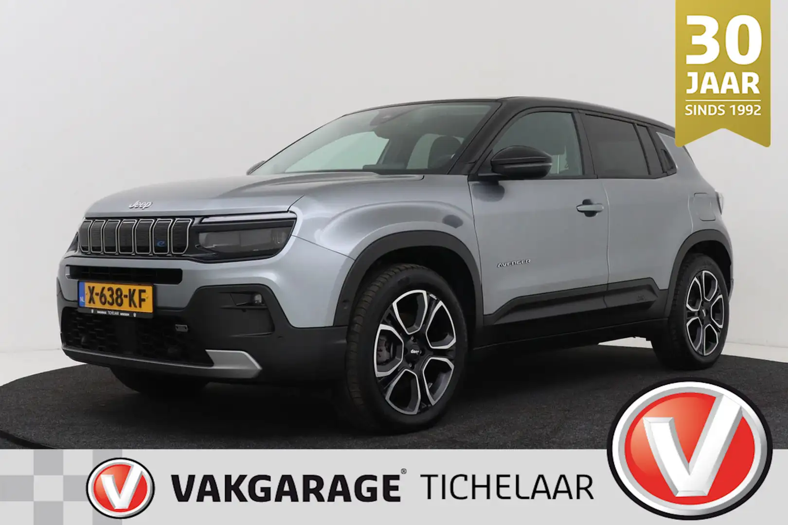 Jeep Avenger 1st Edition 54 kWh | Org NL | Camera | CarPlay | S Grijs - 1