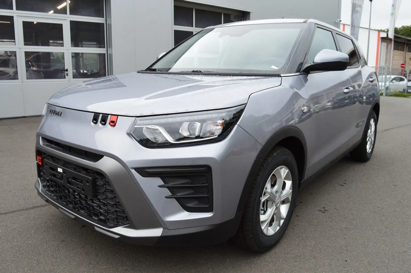 KGM Tivoli 1.5 T-GDI Nomad *Cam+PDC+DAB+SH+Navi+LDWS* Argento - 2