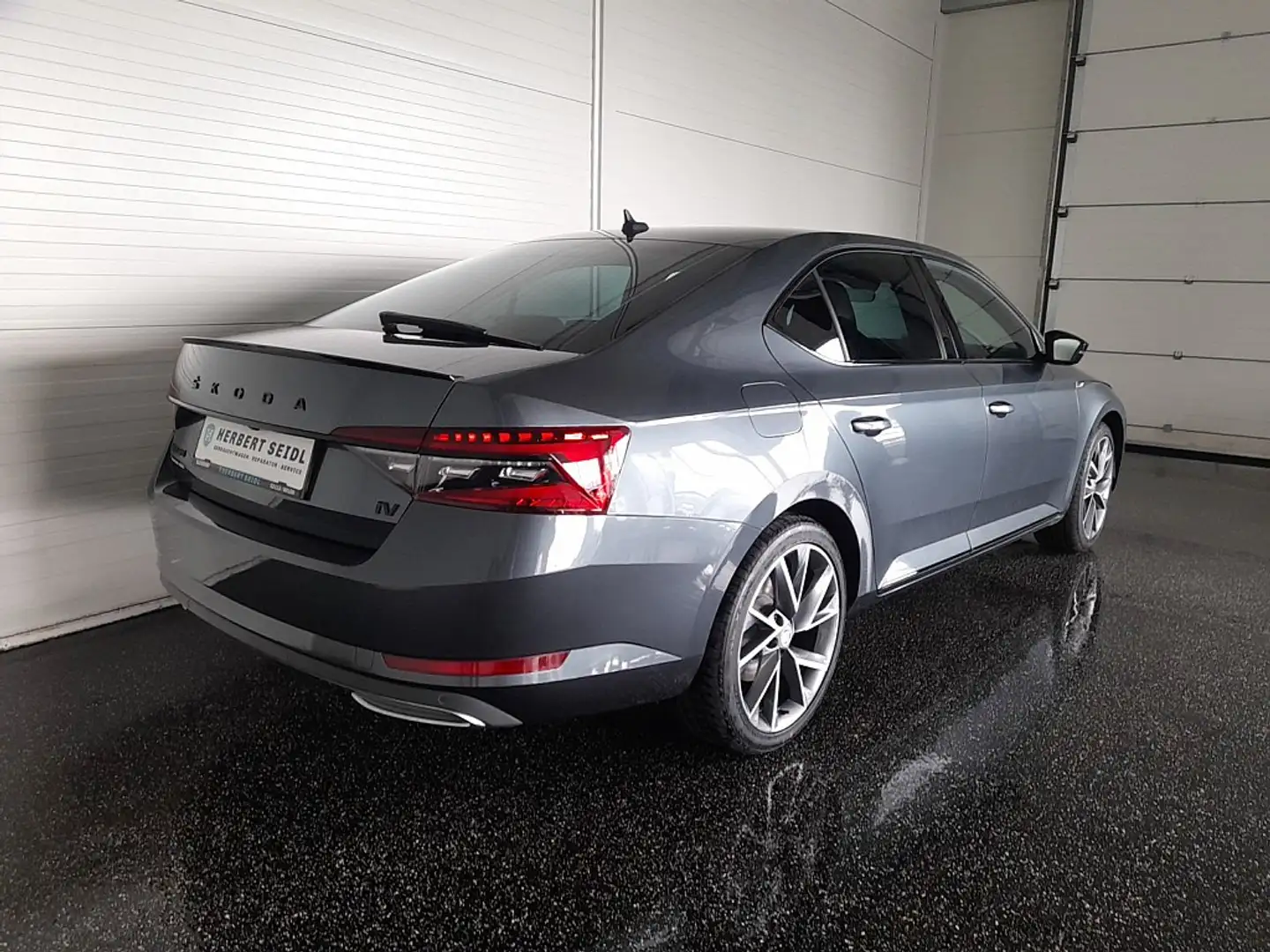 Skoda Superb LIMO SPORTLINE IV 156/218 DSG *MATRIX-LED / DCC... Grau - 2