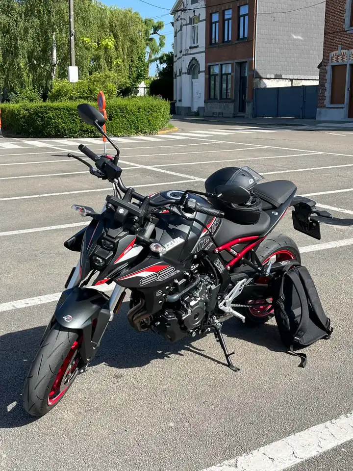 Suzuki GSX 8S