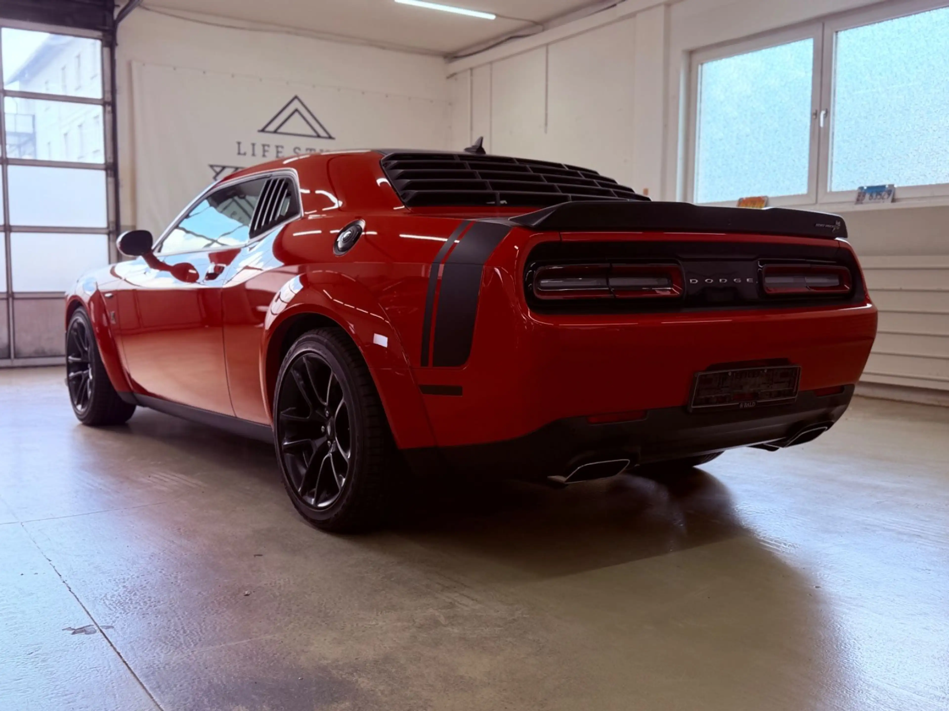 Dodge Challenger /6.4/V8/WIDEBODY — photo 7