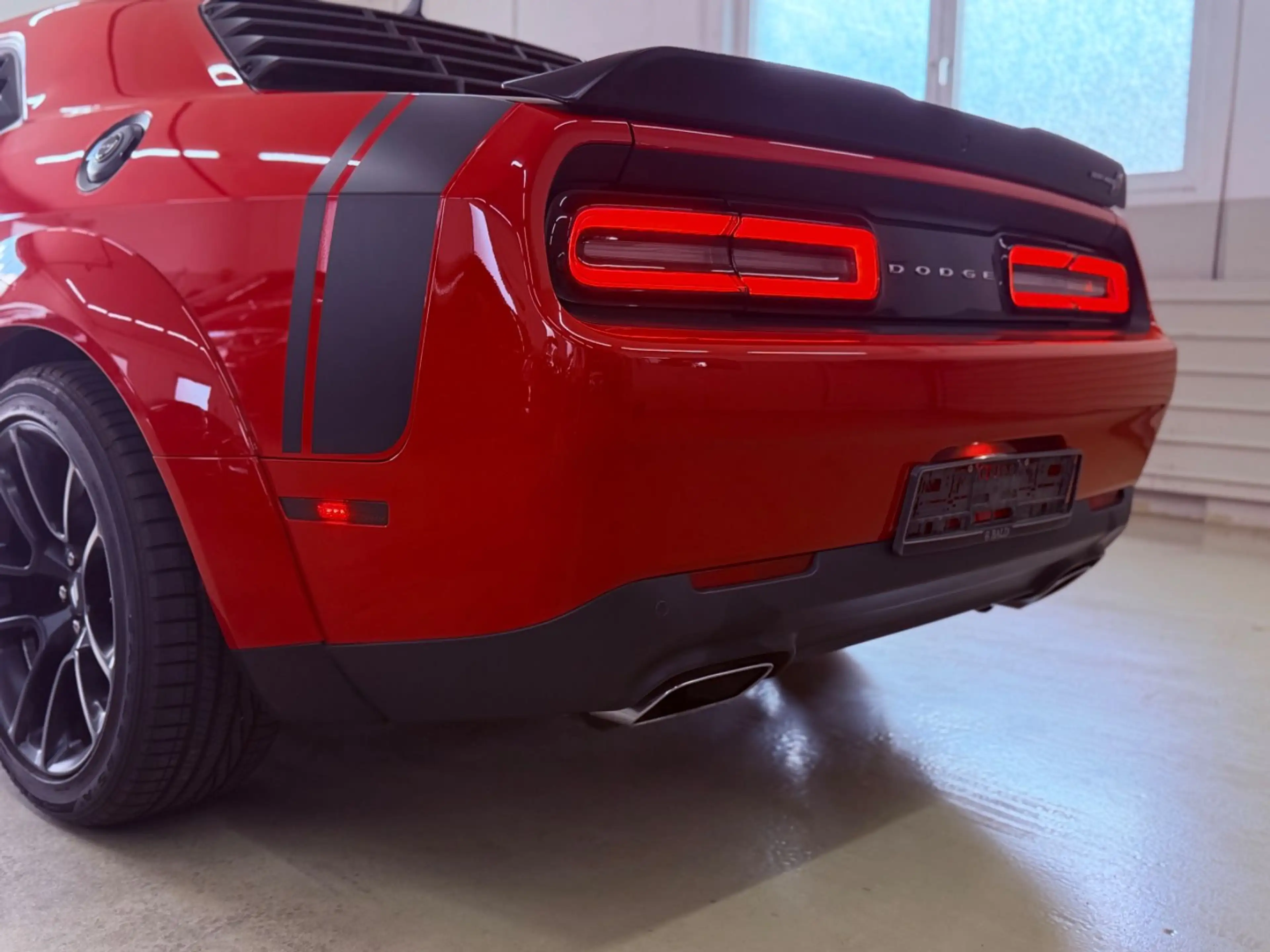 Dodge Challenger /6.4/V8/WIDEBODY — photo 8