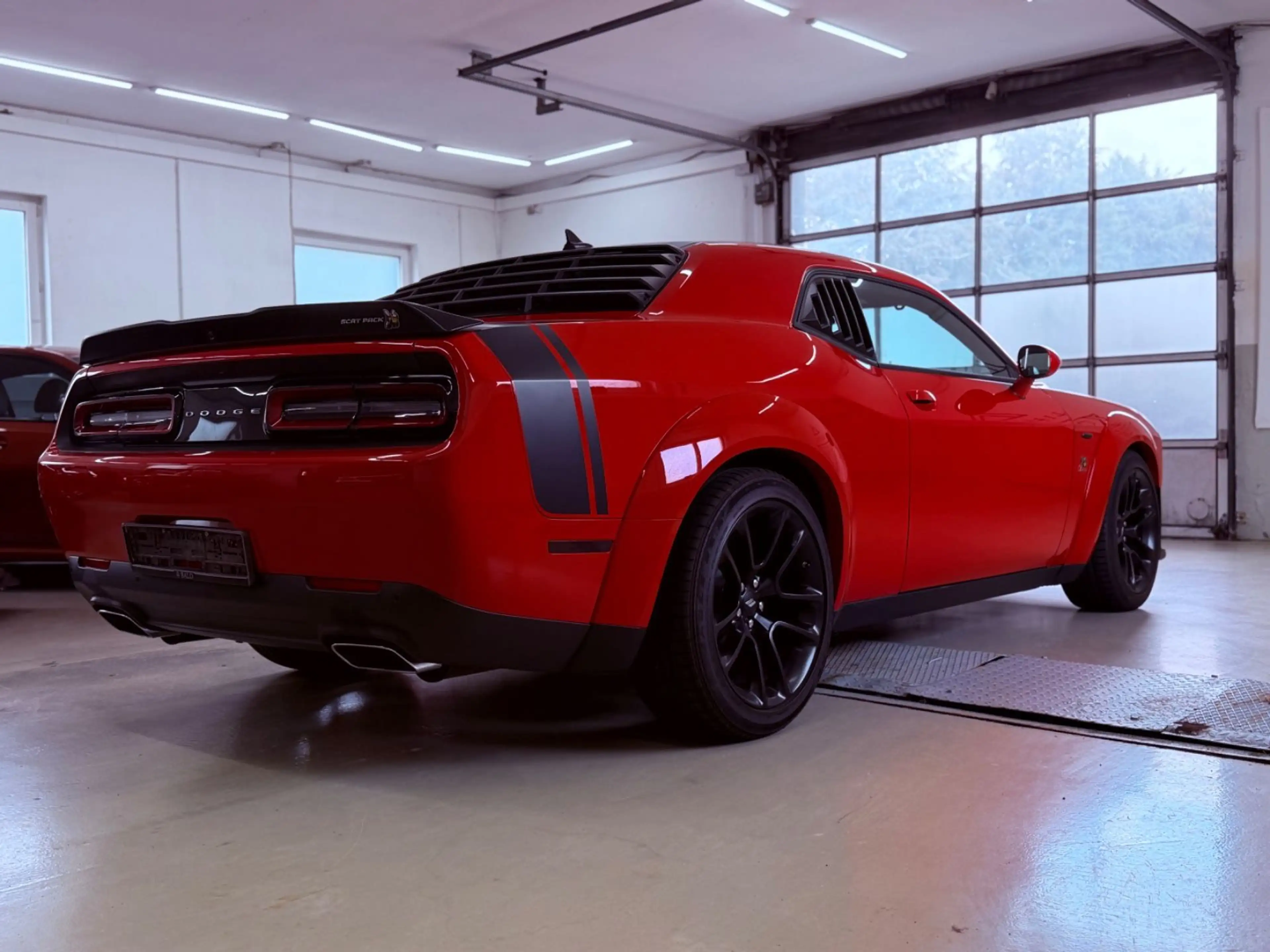 Dodge Challenger /6.4/V8/WIDEBODY — photo 5