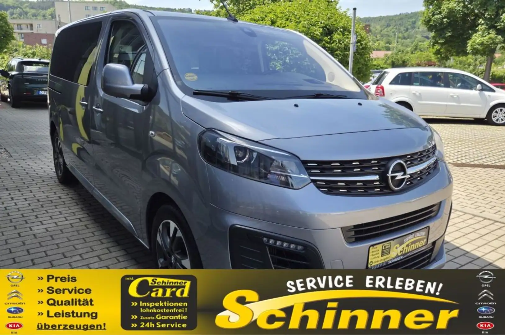 Opel Zafira Life 2.0 D M Tourer Srebrny - 1