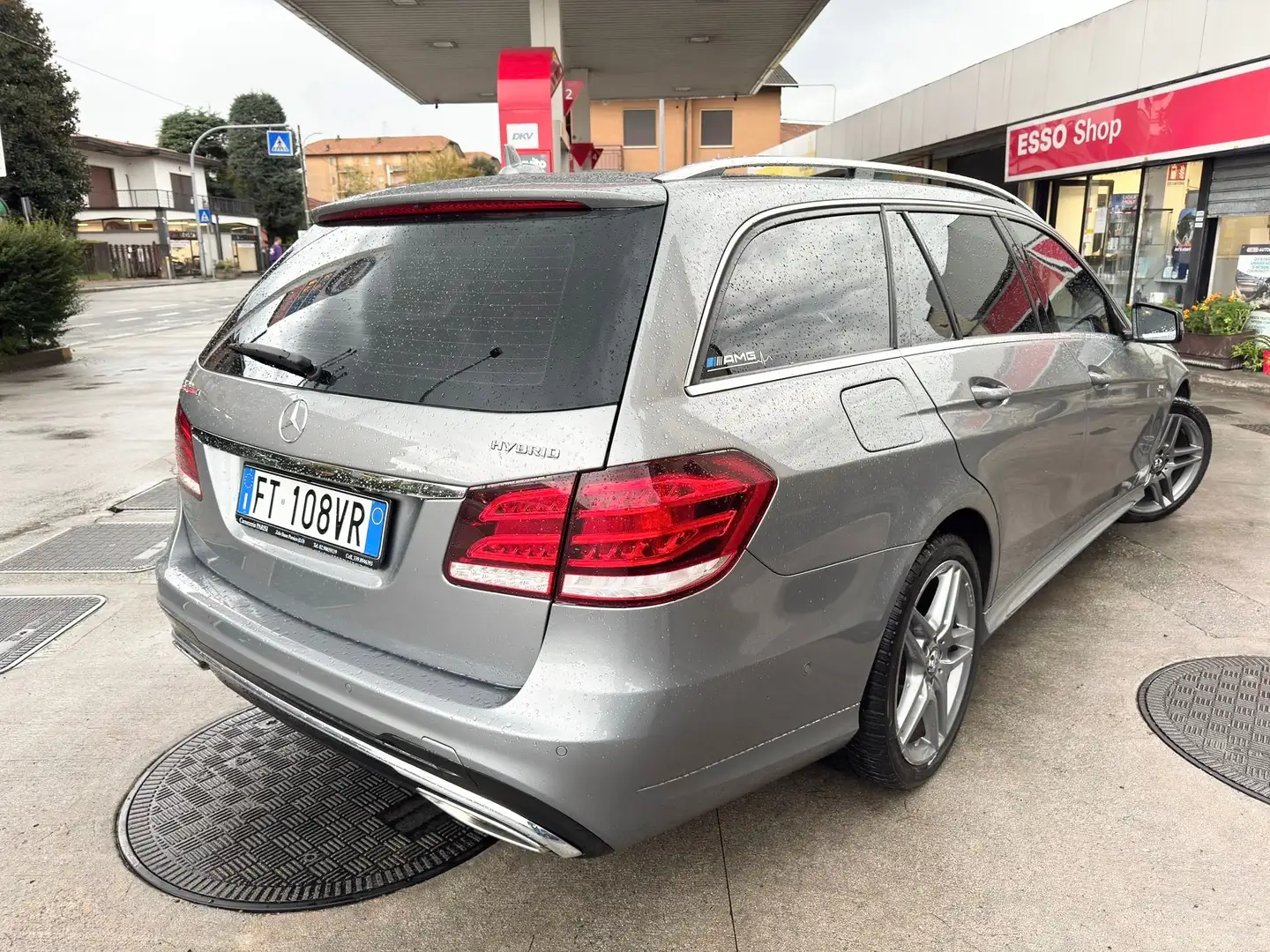 Mercedes-Benz E 300 W212 SW Hybrid AMG Affalterbach Special Edition Grau - 2