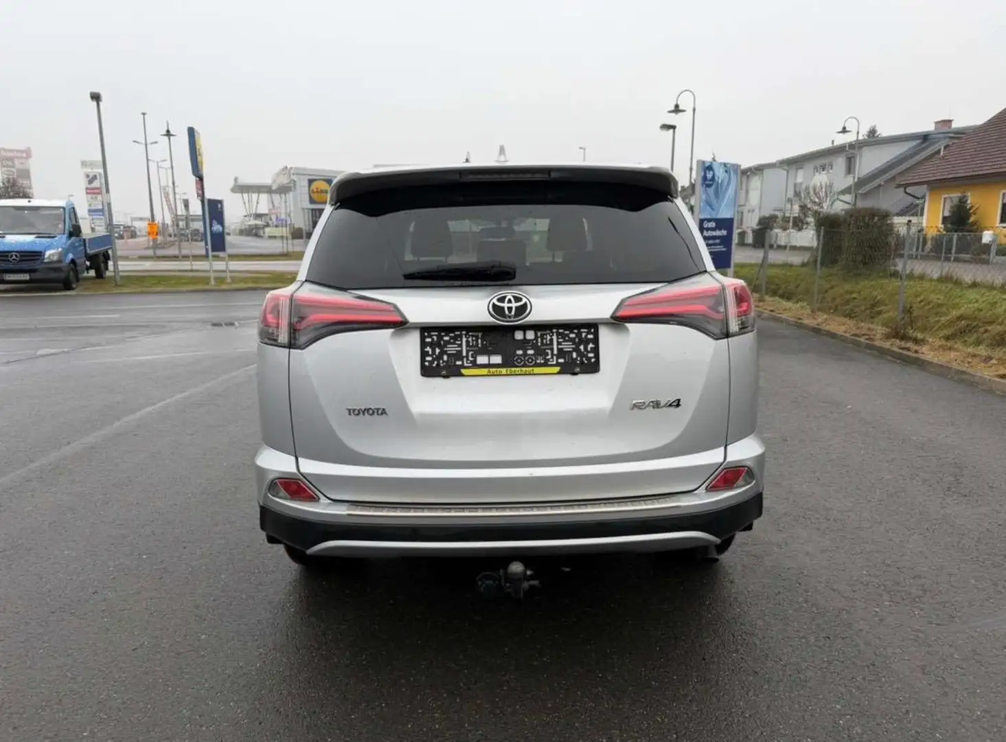 Toyota RAV 4 RAV4 2,0 D-4D Lounge 2WD Lounge Grau - 2