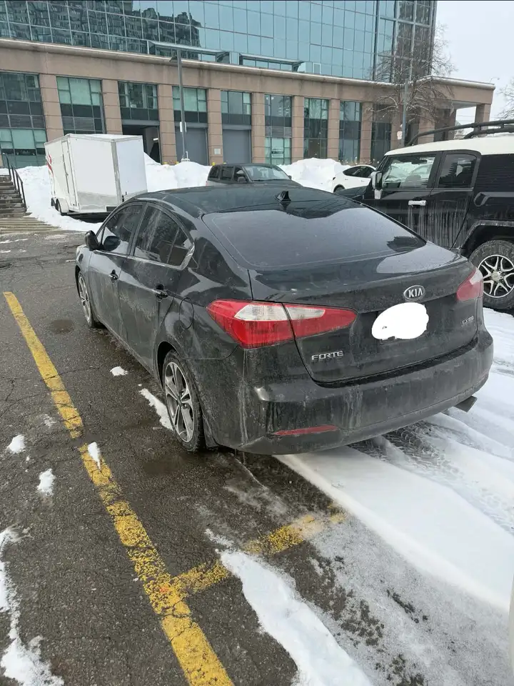 Kia Forte снимка Kia Forte
