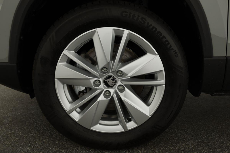 Skoda Karoq Selection 4x4 2.0 TDI DSG Selection, AHK, LED, ... — photo 15