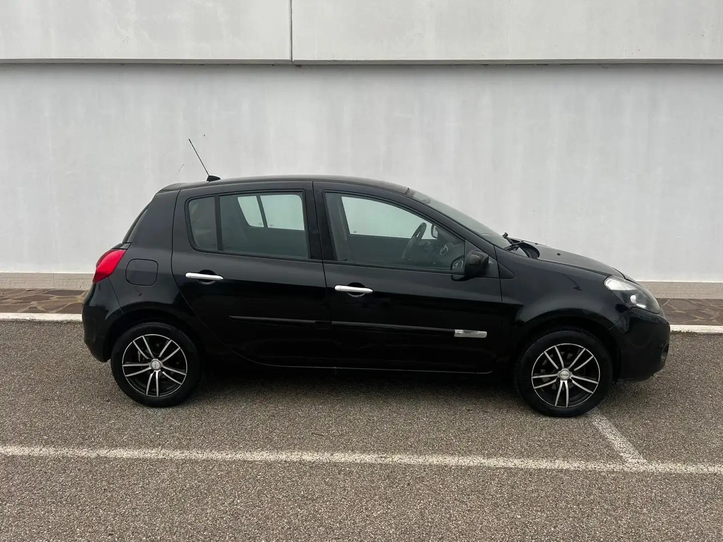 Renault Clio 5p 1.2 16v 20th Anniversario - 2