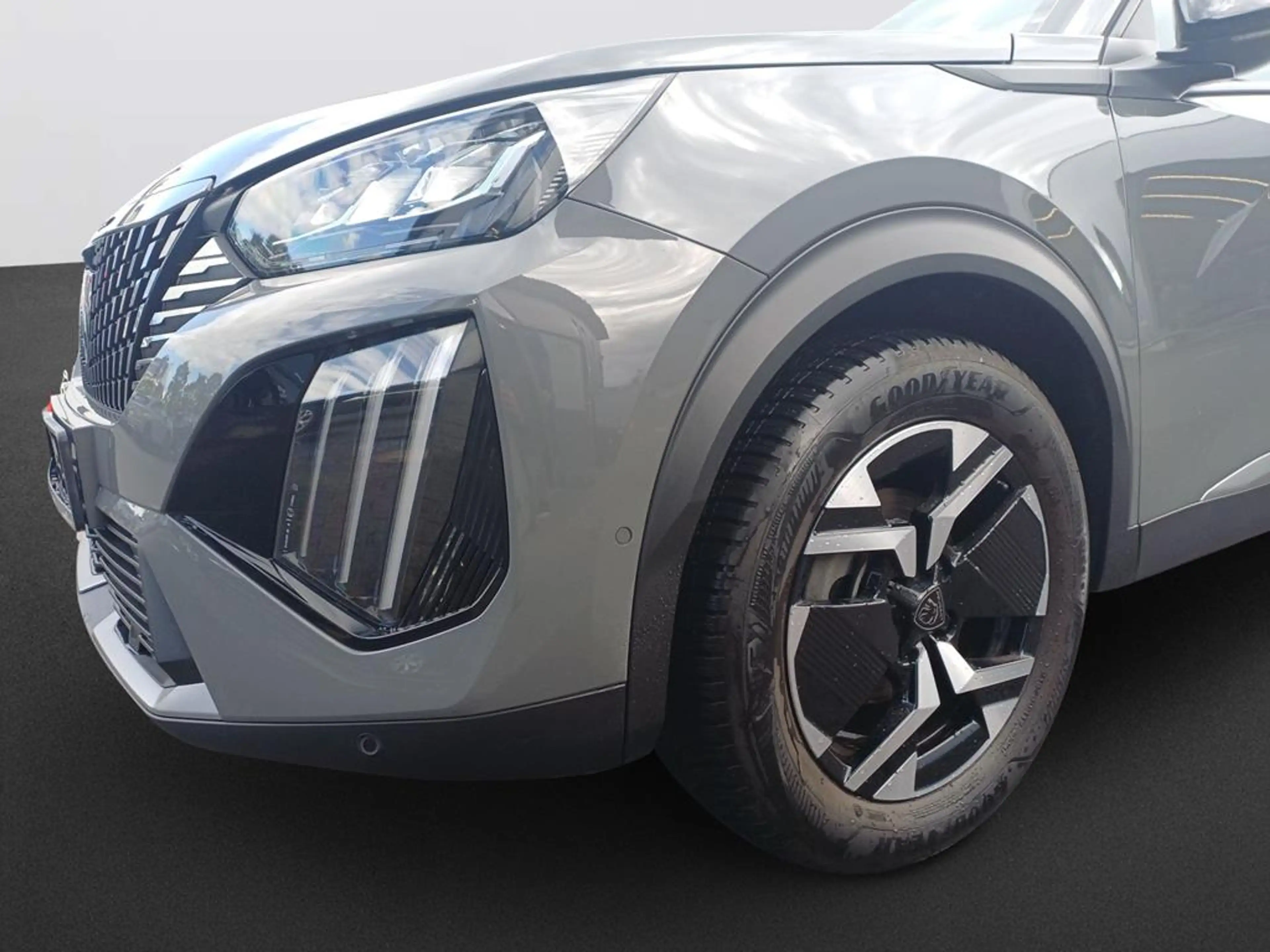 Peugeot 2008 Allure — photo 9