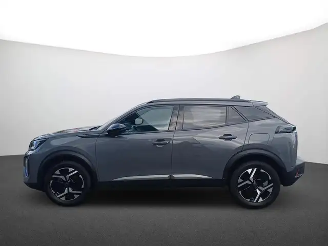 Peugeot 2008 view 4