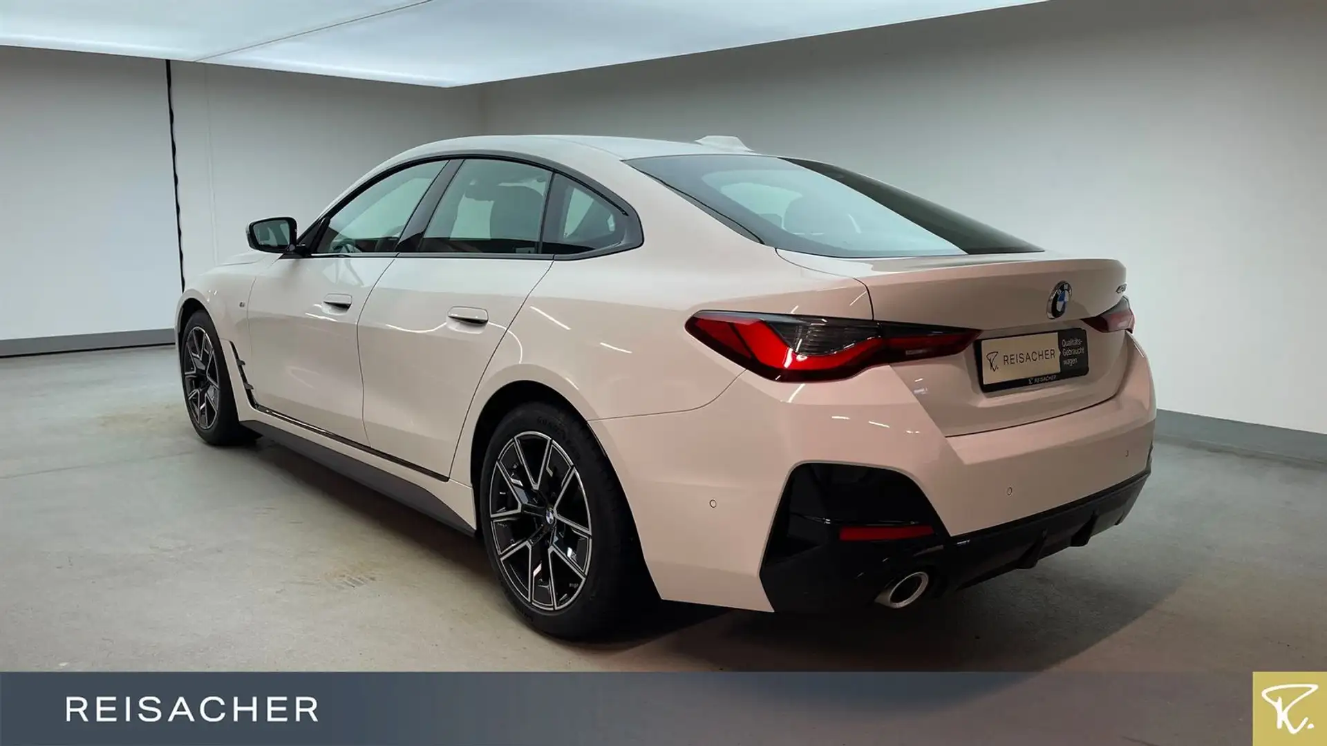 BMW 420 420dA Gran Coupé M-Sport Navi HUD 360° 18"LM Weiß - 2