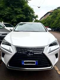300 AWD Luxury Line
