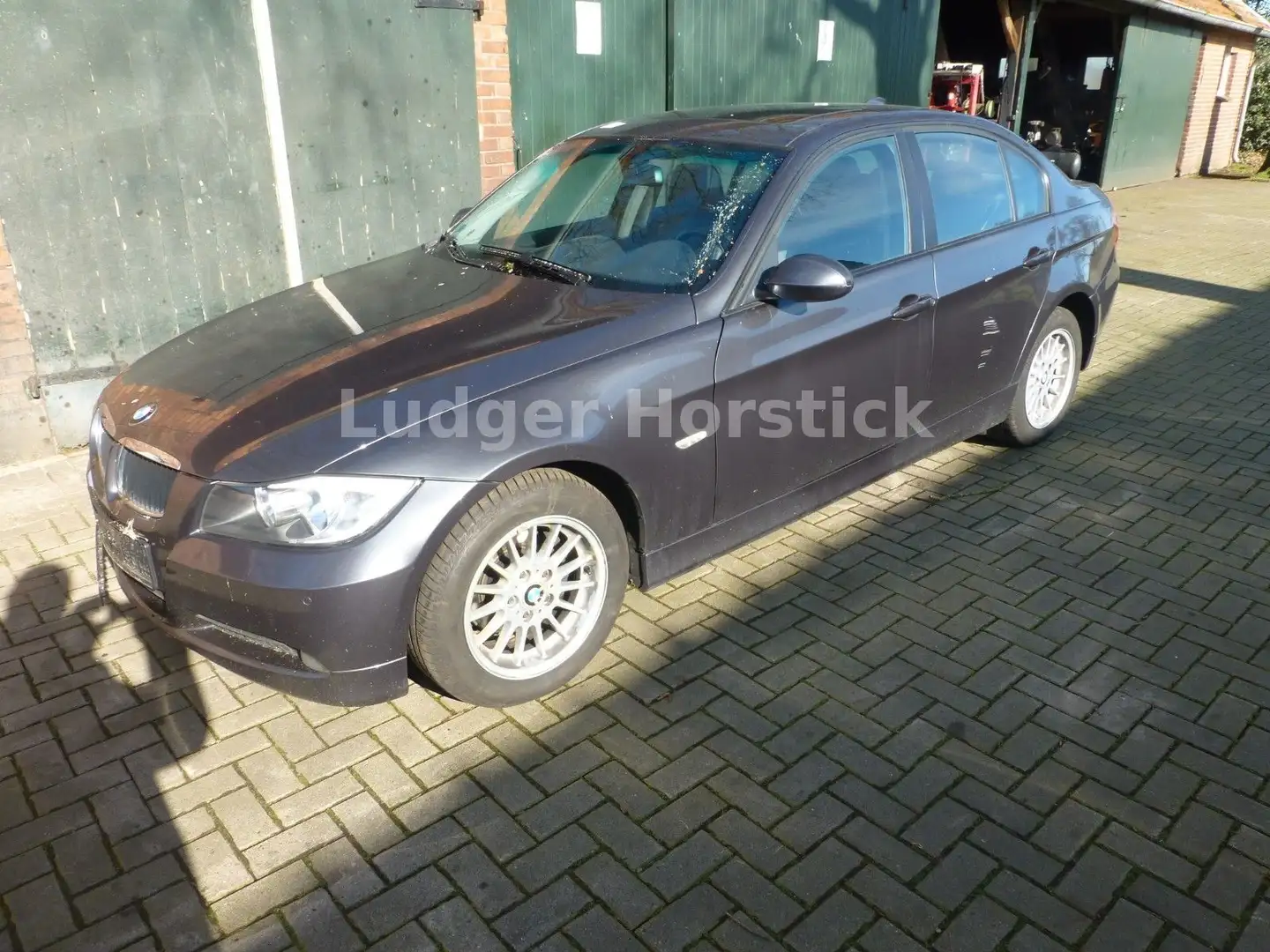 BMW 320 Baureihe 3 Lim. 320i Grau - 2