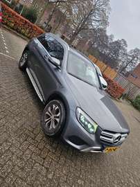 4MATIC. Prestige PANO APPLE CARPLAY