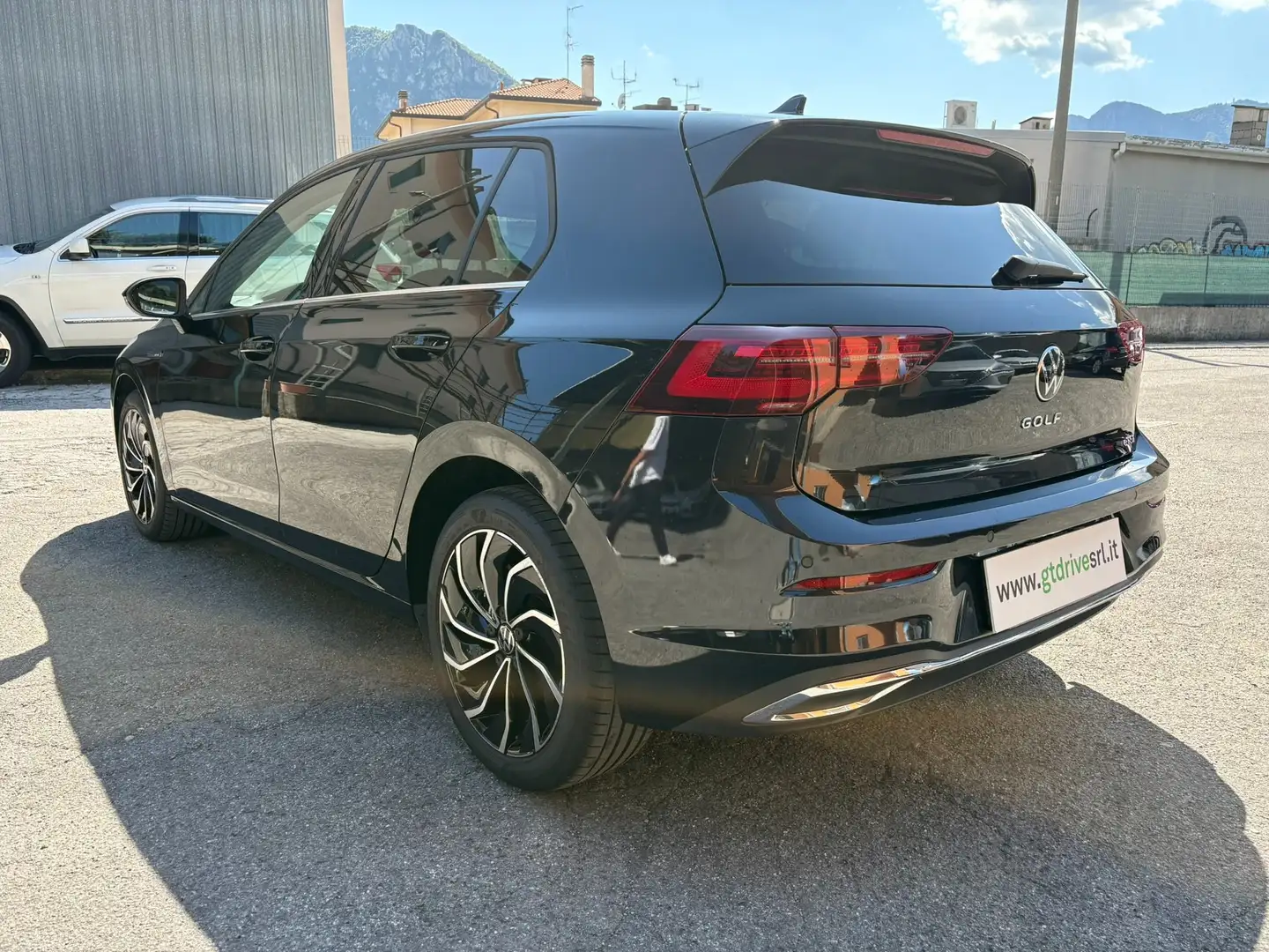 Volkswagen Golf Golf VIII 2020 1.5 etsi evo Style 130cv dsg Plateado - 2