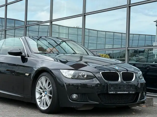BMW 320 3er Cabrio 320i M-Paket Leder Navi