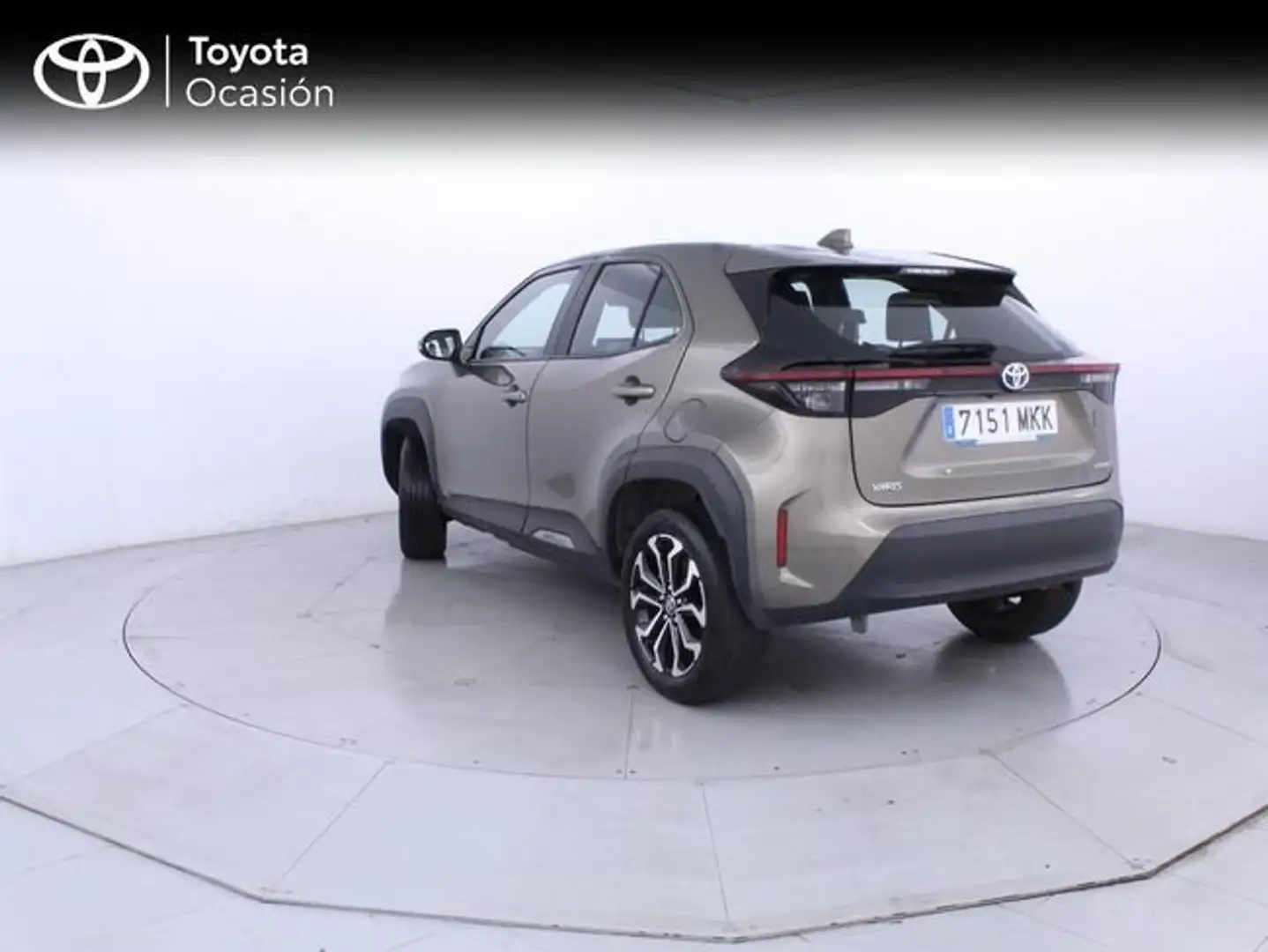 Toyota Yaris Cross 1.5 120H Active Tech Marrón - 2