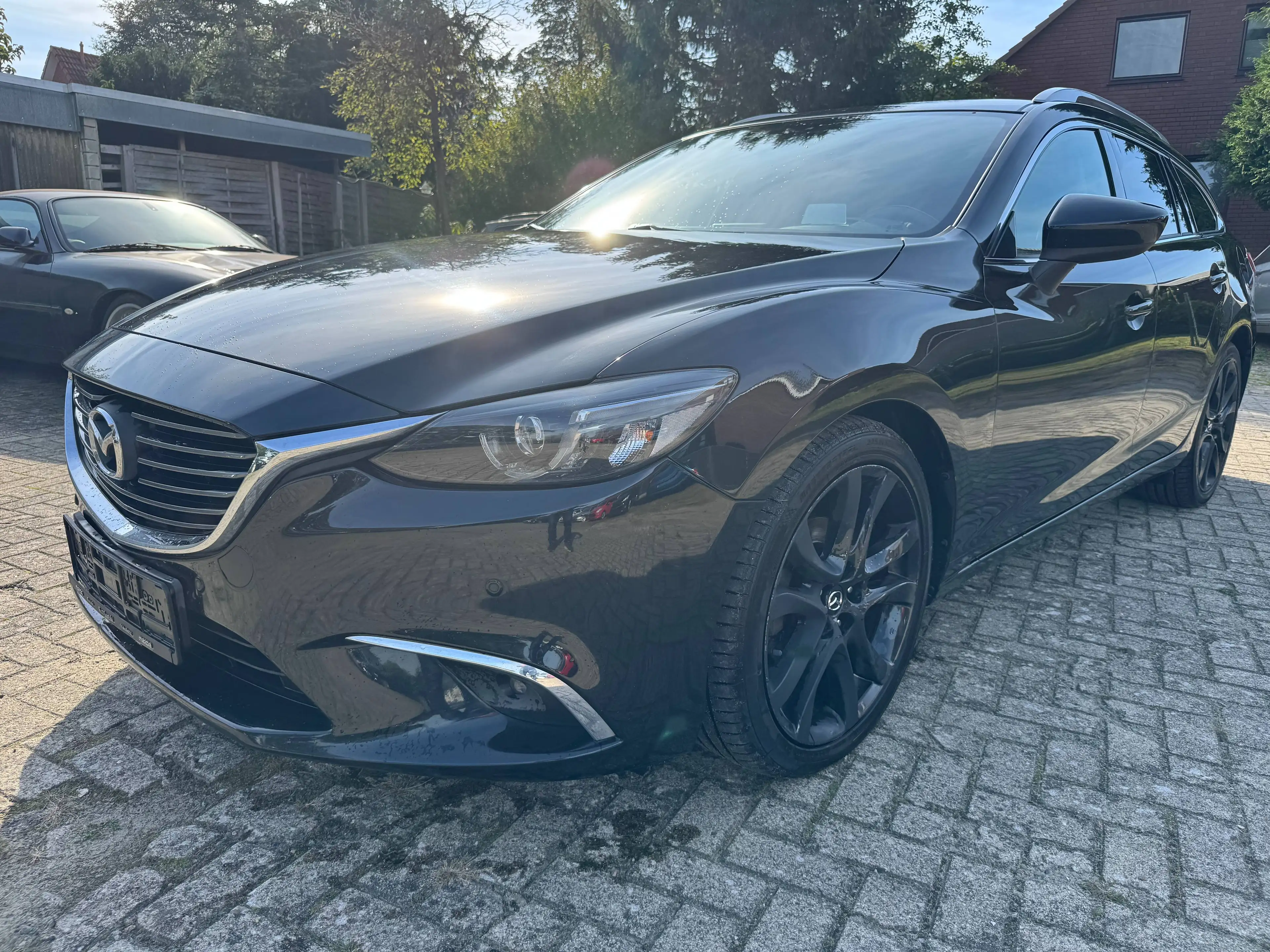 Mazda 6 Sports-Line-NAV-LEDER-SHZ