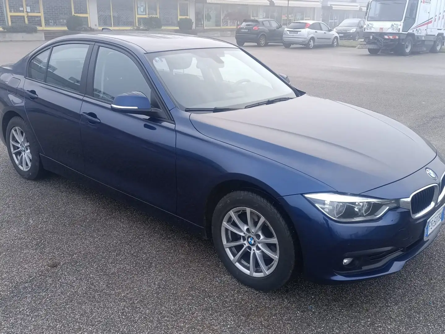 BMW 318 318d Business Advantage - 2