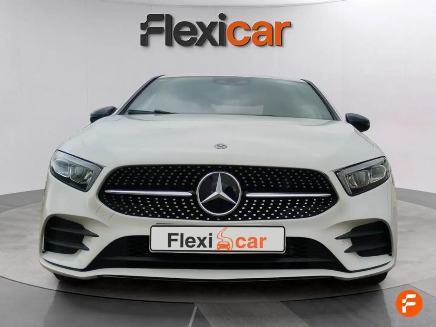 Mercedes-Benz A 200 Sedán d Blanco - 2